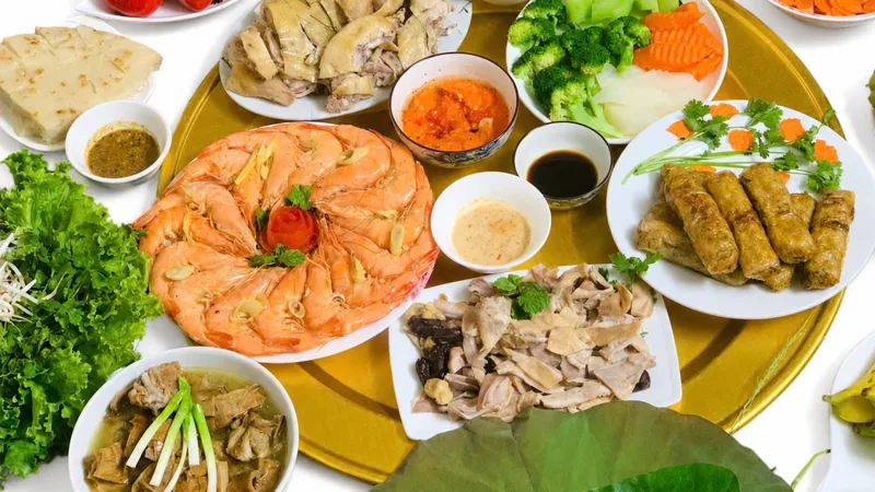 Mâm nhôm bao nhiêu người thì vừa?