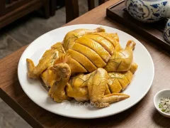 Cách chặt gà luộc đẹp, không nát và cách xếp đĩa gà